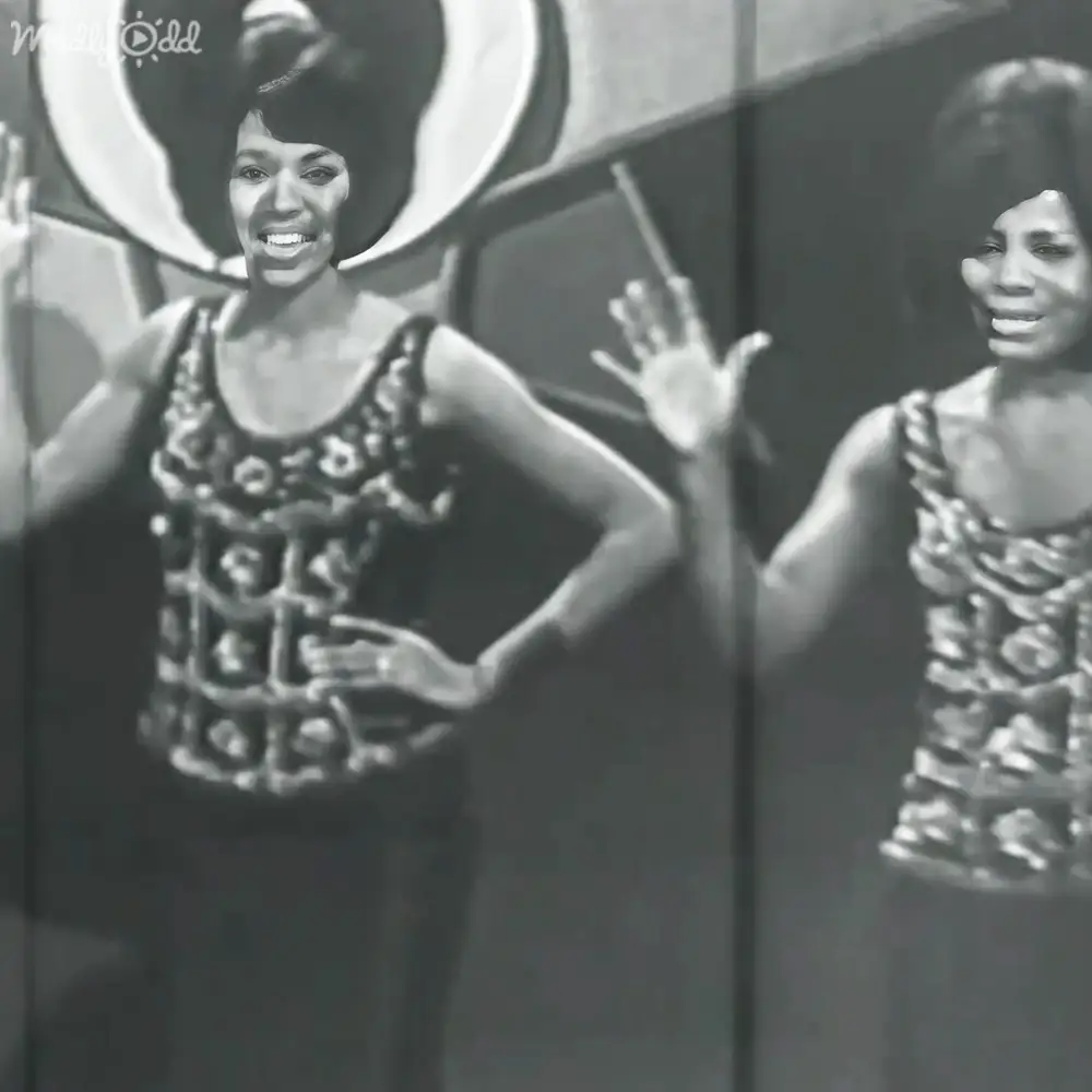 The Marvelettes on stage in high definition