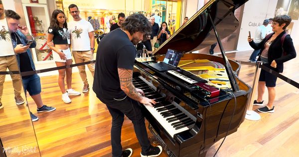 Don't Stop Believin'' sheet music on piano