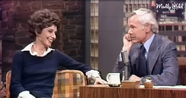 Smitten Johnny Carson falls under Audrey Hepburn's spell in 1976 chat