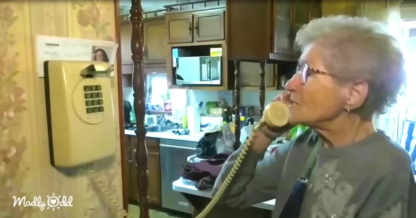 Grandma Mabel tricks scammers